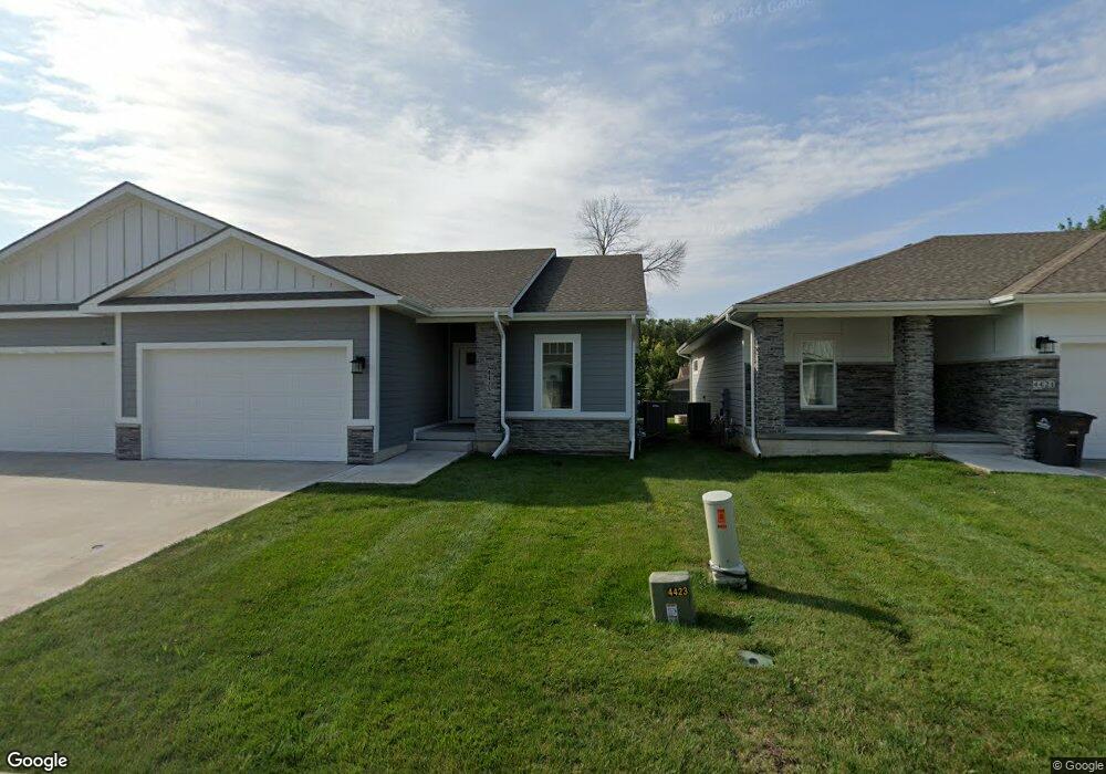 4423 Lower Beaver Rd, Des Moines, IA 50310 - photo 1