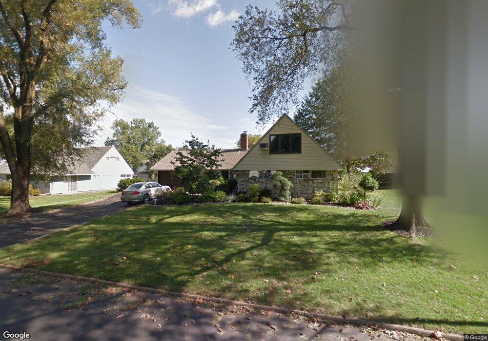 471 Snowball Dr, Levittown, PA 19056 - photo 1