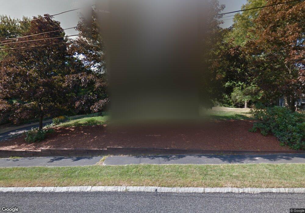 10 Fort Apache Dr, Franklin, MA 02038 - photo 1