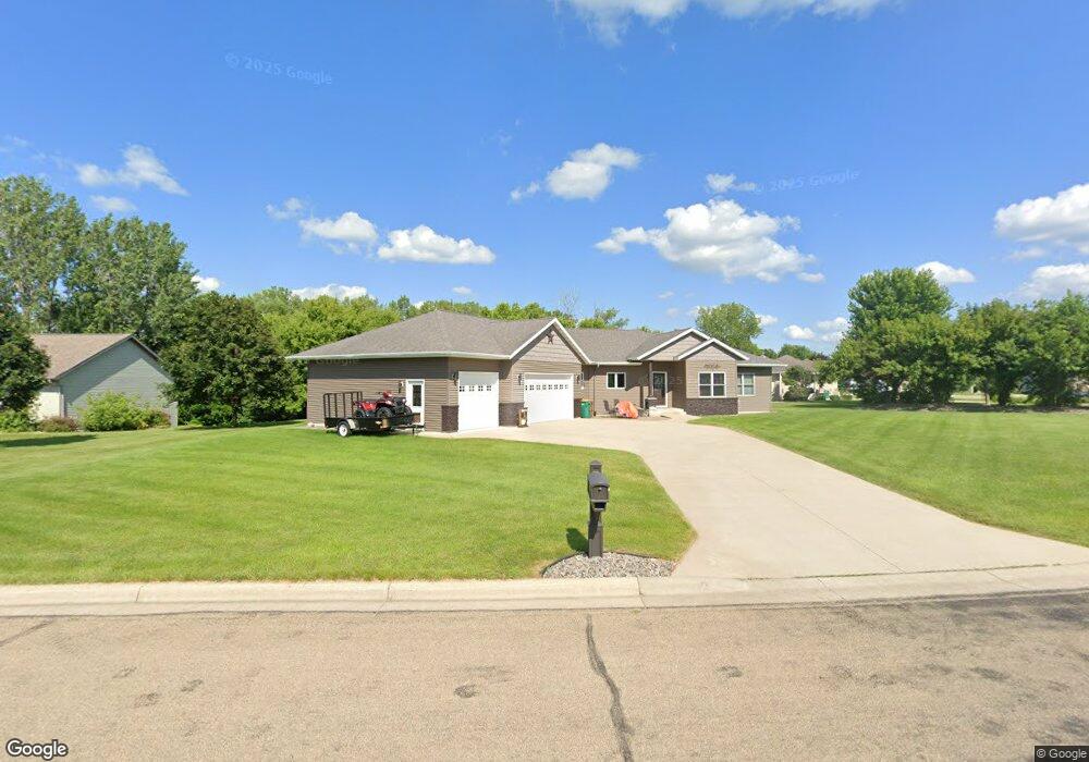 1616 Seath Dr, Albert Lea, MN 56007 - photo 1