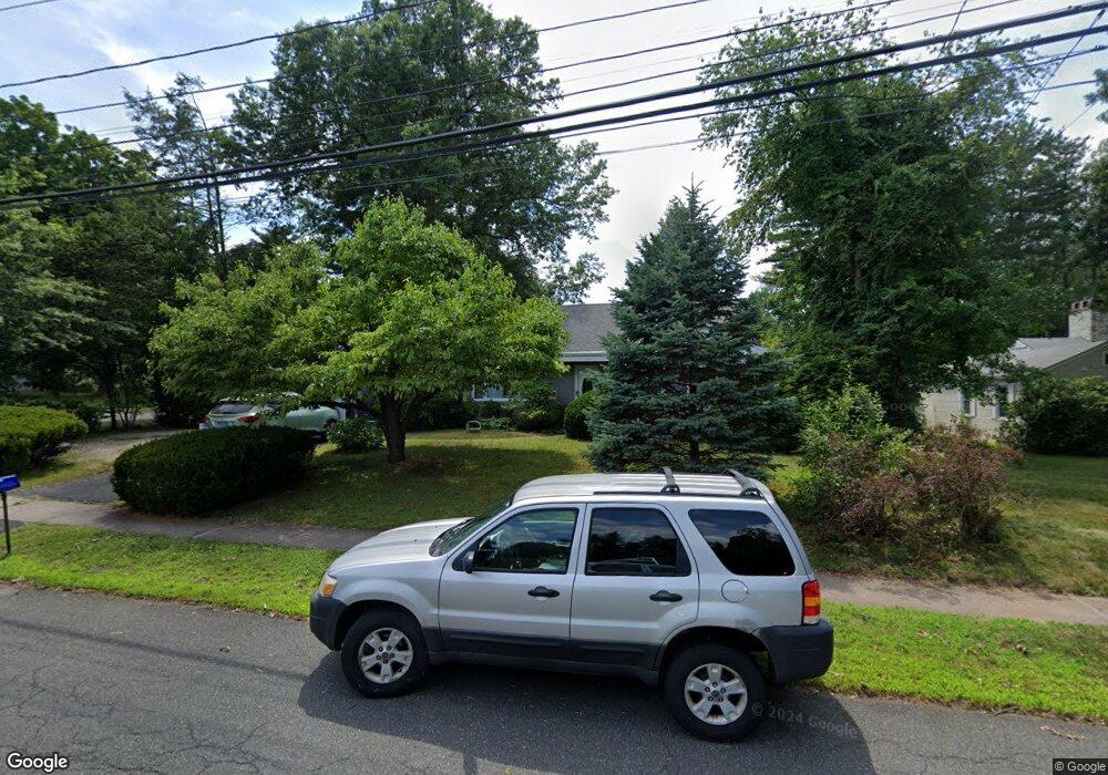 15 Arden Rd, West Hartford, CT 06117 - photo 1