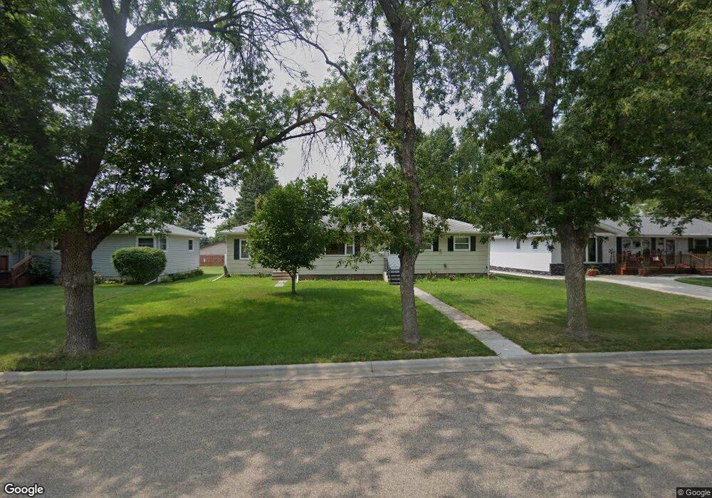 1729 5th Ave NE, Jamestown, ND 58401 - photo 1