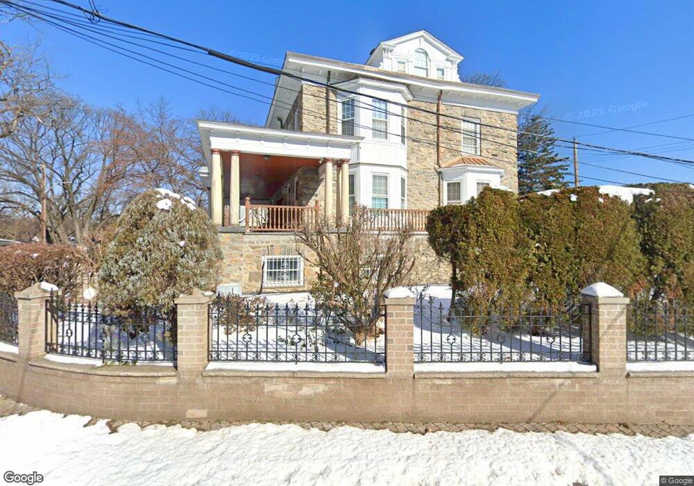 112 Ridge Dr, Yonkers, NY 10705 - photo 1