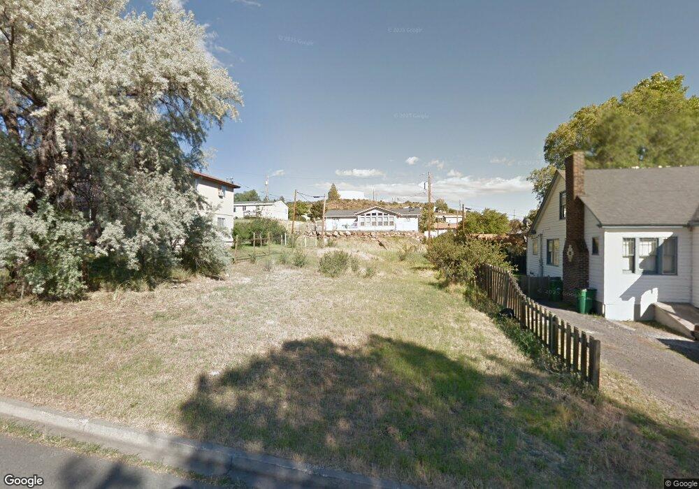 428 Mt Whitney St unit A, Klamath Falls, OR 97601 - photo 1