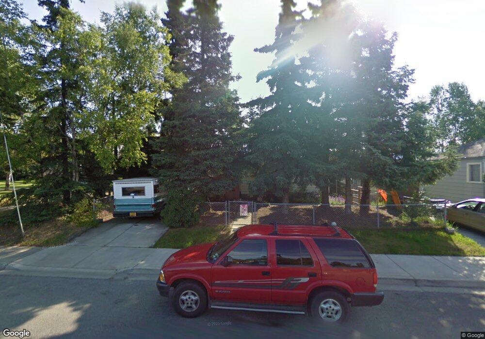 1567 G St, Anchorage, AK 99501 - photo 1