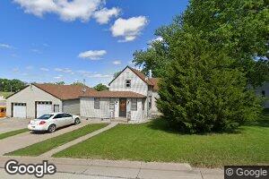221 S 5th St, Howells, NE 68641