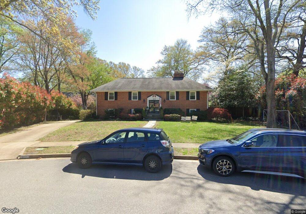 1117 Alden Rd, Alexandria, VA 22308 - photo 1
