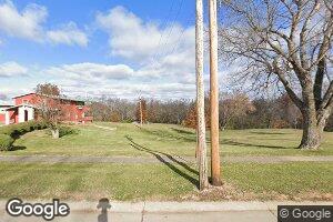 626 W Spring St, Sigourney, IA 52591