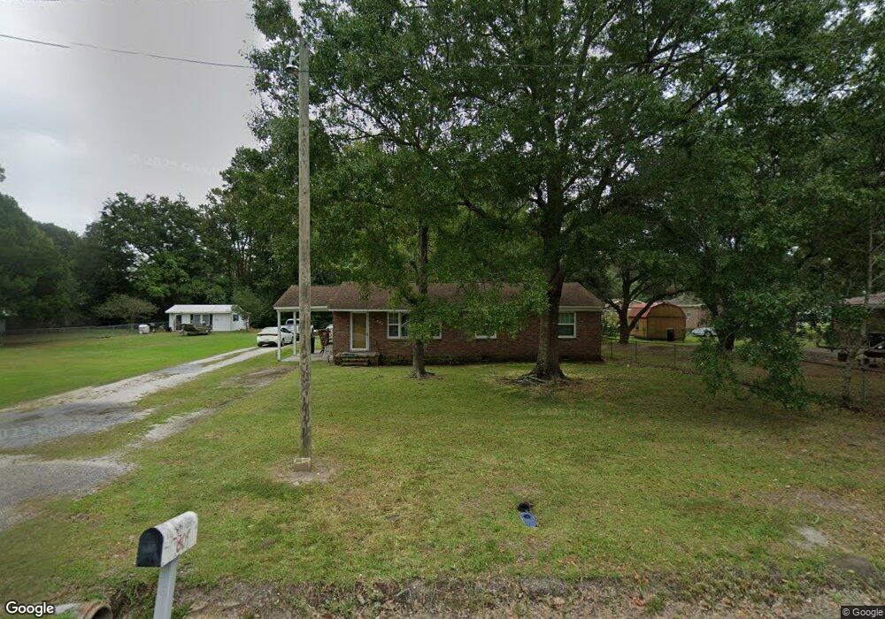 809 S Farr Ave, Andrews, SC 29510 - photo 1