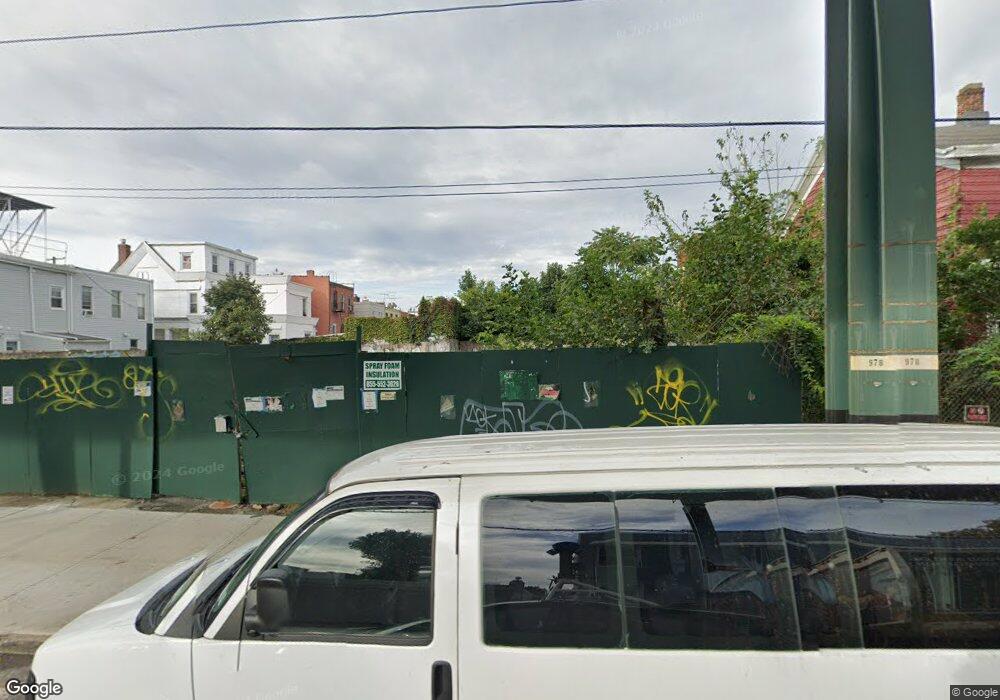 86 Crescent St, Brooklyn, NY 11208 - photo 1