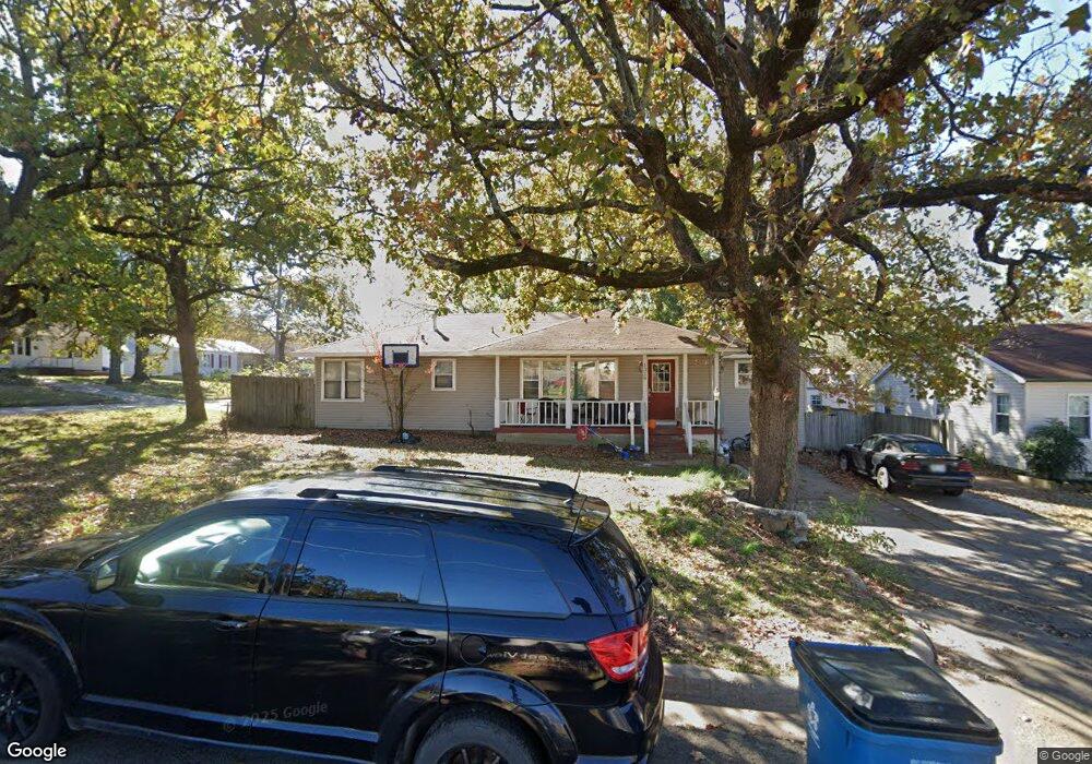 1328 E Kiowa Ave, McAlester, OK 74501 - photo 1