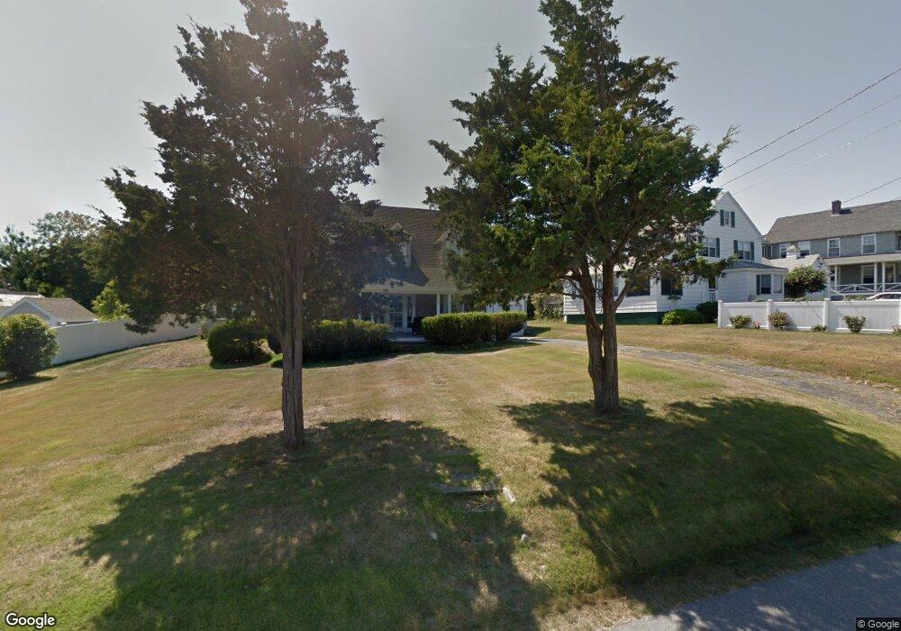 20 Phillips Rd, Sagamore Beach, MA 2562 - photo 1