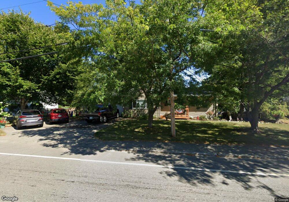 84 Ocean Rd, Portsmouth, NH 03801 - photo 1