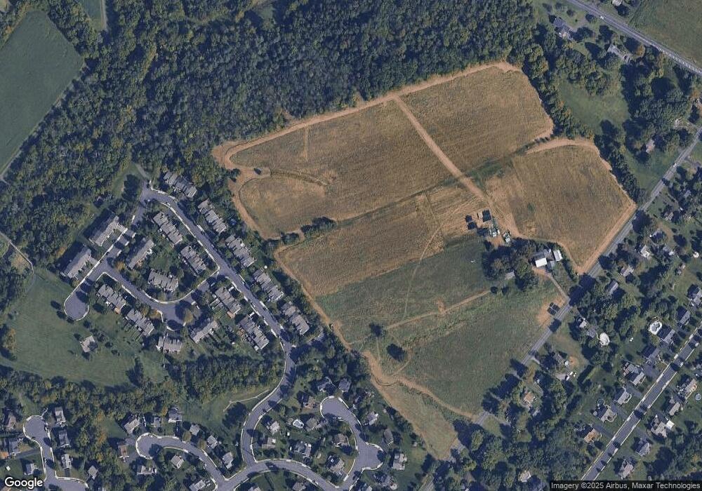 722 Finlay Dr, Franconia, PA 18924 - photo 1