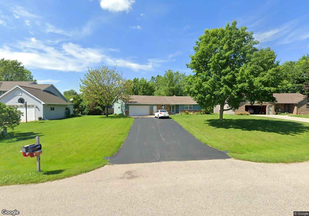W2738 Breezewood Dr, Appleton, WI 54915 - photo 1