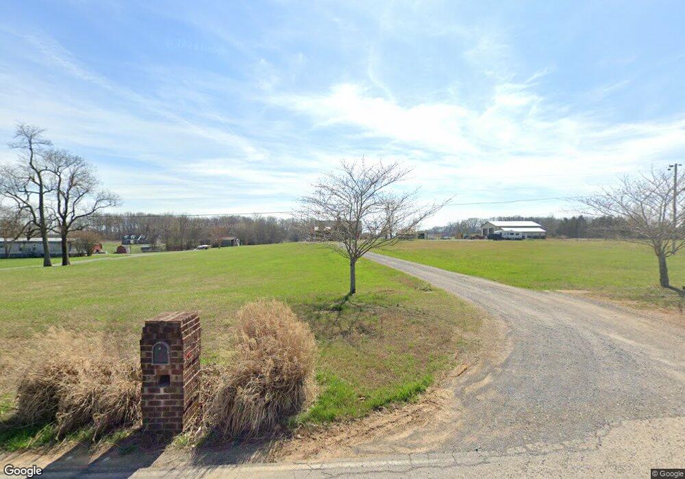 291 Philpot Rd, Shelbyville, TN 37160 - photo 1