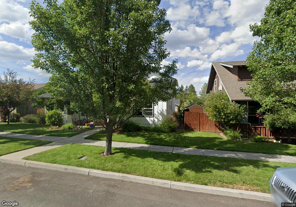 20652 Jayhawk Ln, Bend, OR 97702 - photo 1