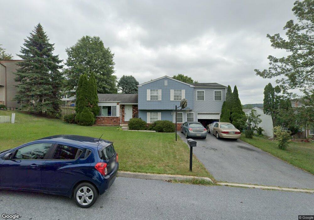 399 Hivner Rd, Harrisburg, PA 17111 - photo 1