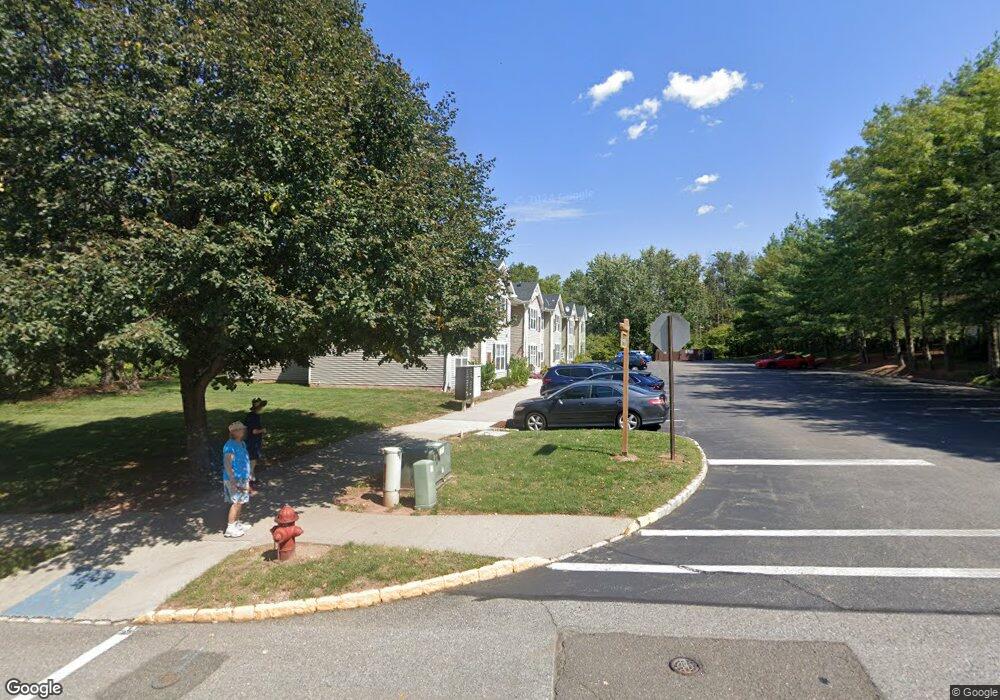 7 Woodcrest Ln unit 7, Clinton, NJ 08809 - photo 1