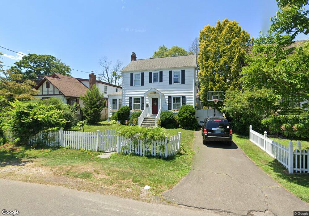 8 Grove St, Cos Cob, CT 06807 - photo 1