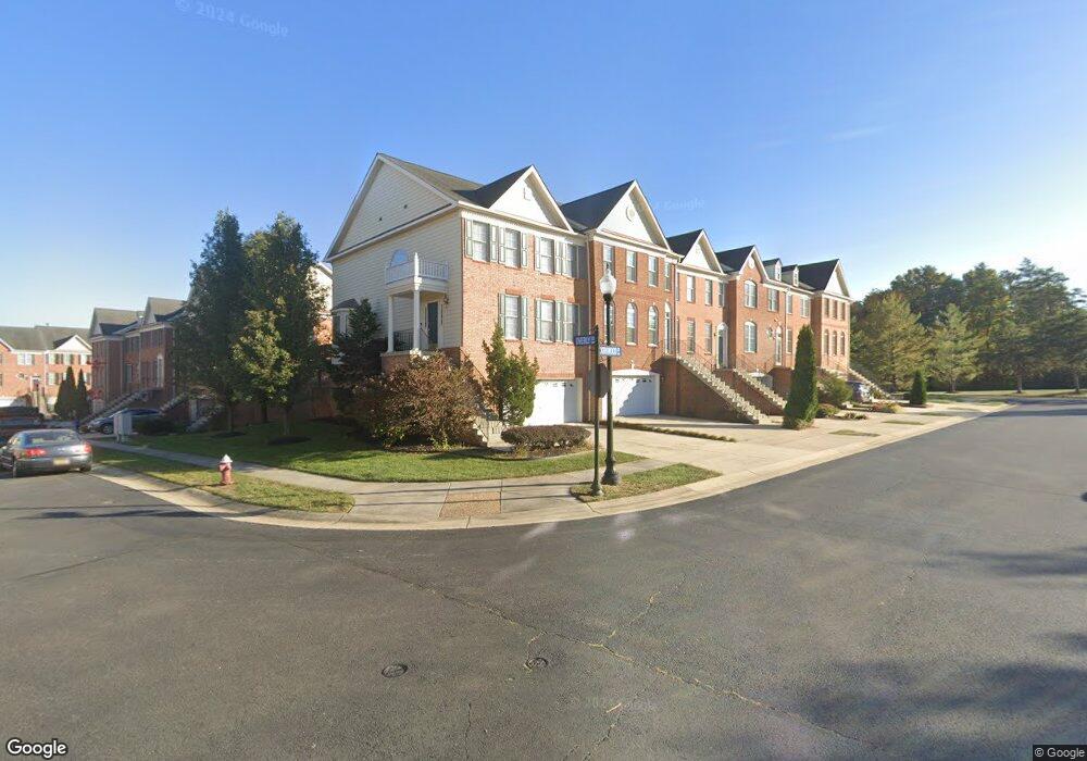 25935 Kirkwood Square, Chantilly, VA 20152 - photo 1
