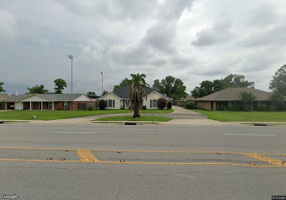 2012 W McNeese St, Lake Charles, LA 70605 - photo 1