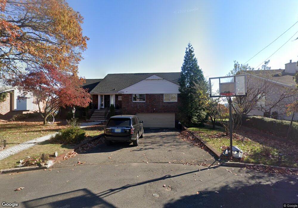 1212 Duncan Rd, Fort Lee, NJ 07024 - photo 1