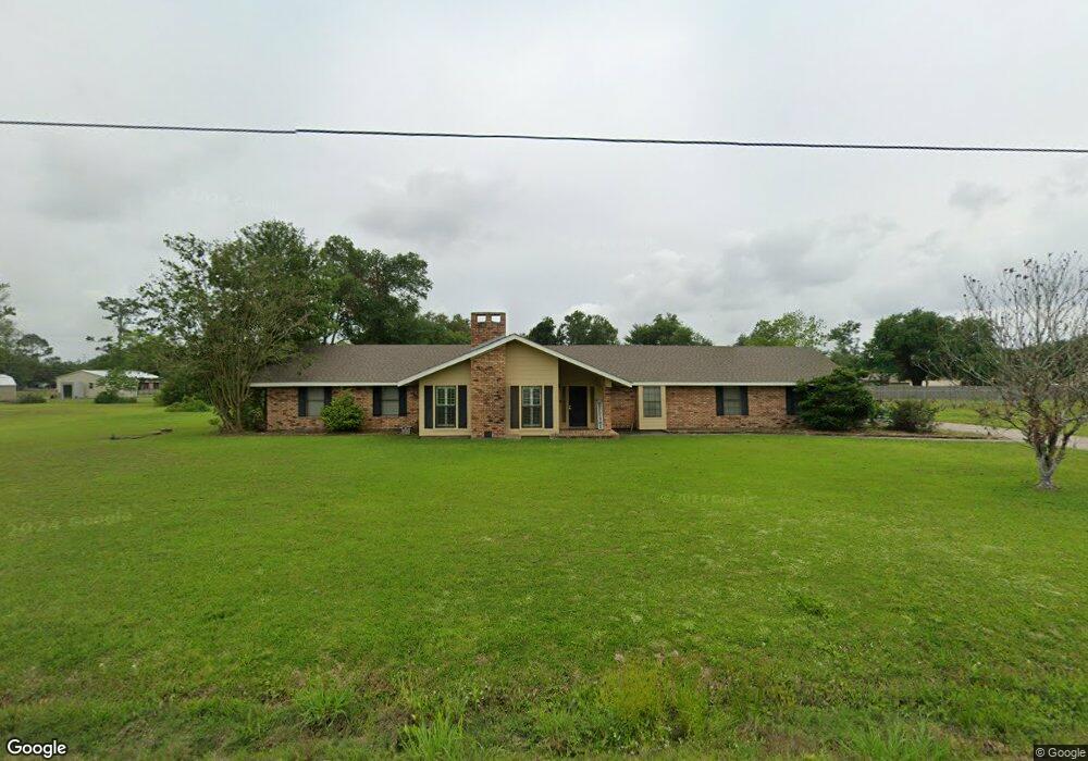 1111 N Tamela Dr, Lake Charles, LA 70605 - photo 1