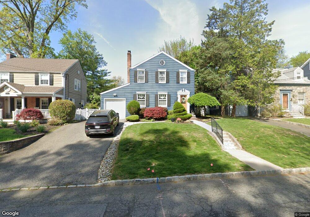 9 Laurel Place, West Caldwell, NJ 07006 - photo 1