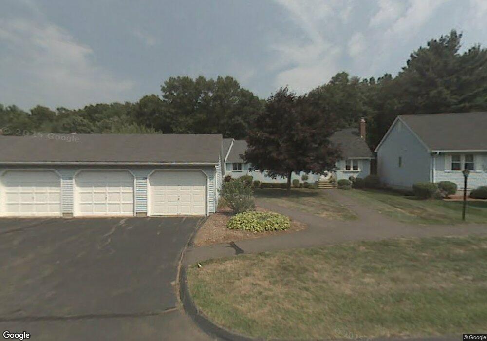 102 Oldefield Farms, Enfield, CT 06082 - photo 1