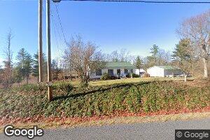 891 E Mattie Rd, Breezewood, PA 15533