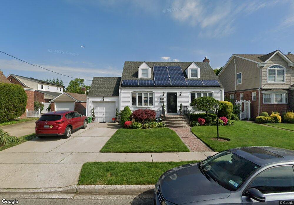 1120 Delmar Ave, Franklin Square, NY 11010 - photo 1