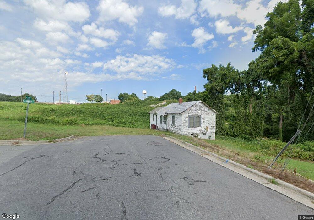 200 Lytle St, Reidsville, NC 27320 - photo 1