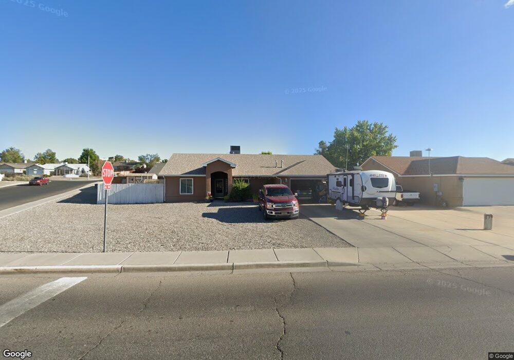 3910 Windsor Dr, Farmington, NM 87402 - photo 1