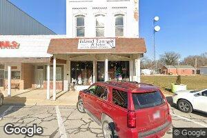 871 Fairfax St, Carlyle, IL 62231