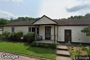 402 6th St, New Haven, WV 25265