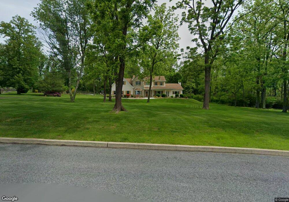 6413 Sweetbriar Ln, Zionsville, PA 18092 - photo 1