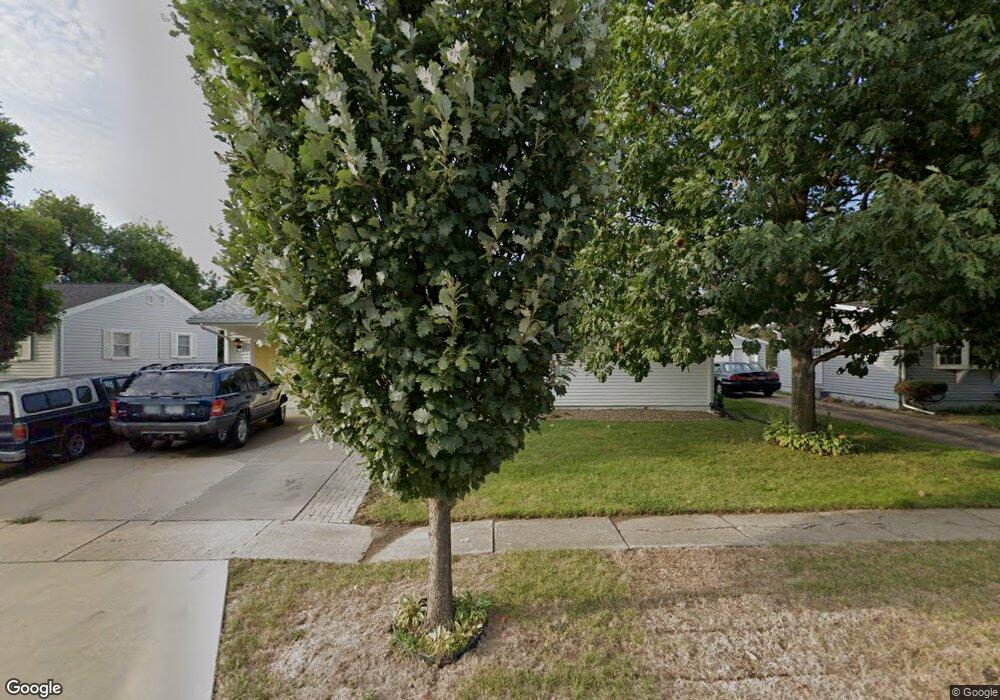 4630 Midway Dr NW, Cedar Rapids, IA 52405 - photo 1