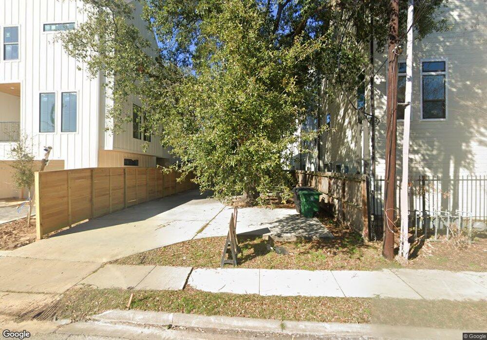 814 Fisher St unit A, Houston, TX 77018 - photo 1