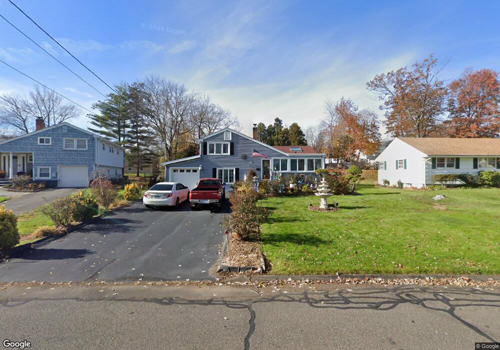 135 Custer Dr, Windsor, CT 06095 - photo 1