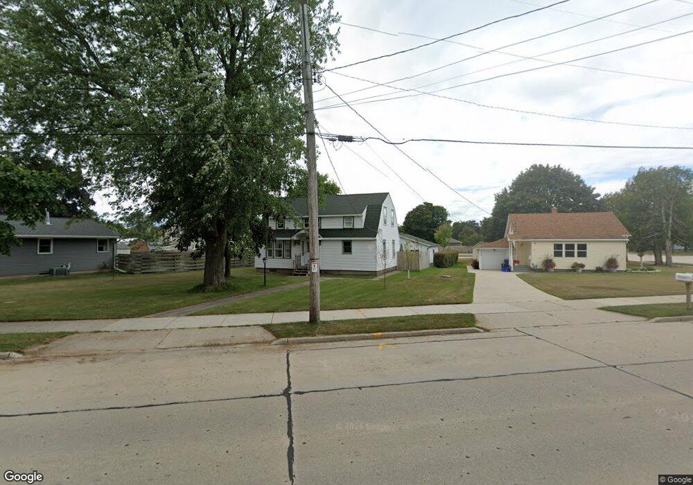 3518 Mishicot Rd, Two Rivers, WI 54241 - photo 1