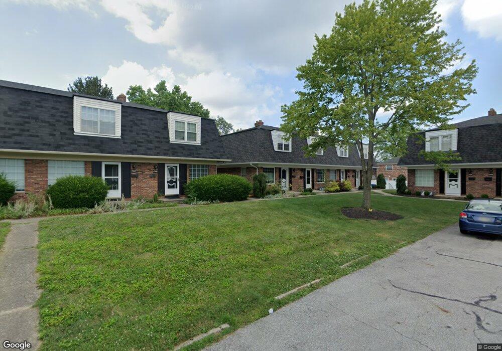 4504 Folkestone Ct N, Columbus, OH 43220 - photo 1