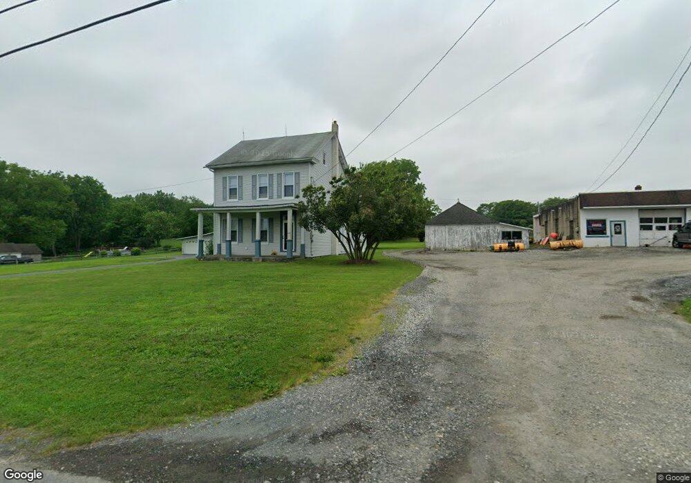 441 Monocacy Dr, Bath, PA 18014 - photo 1