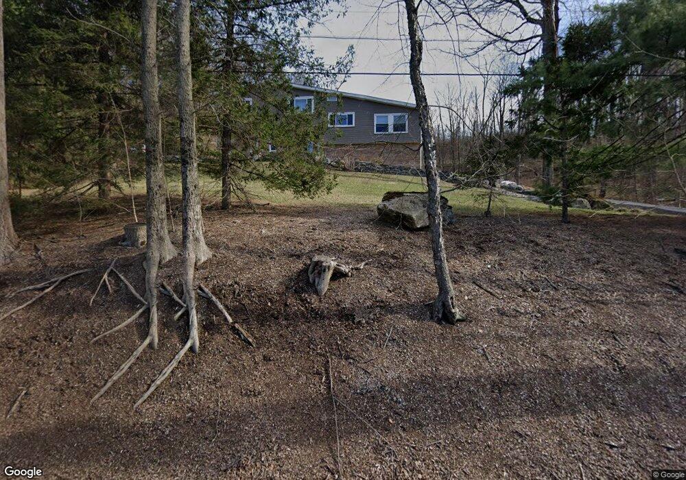 290 Mountain View Rd, Reading, PA 19607 - photo 1