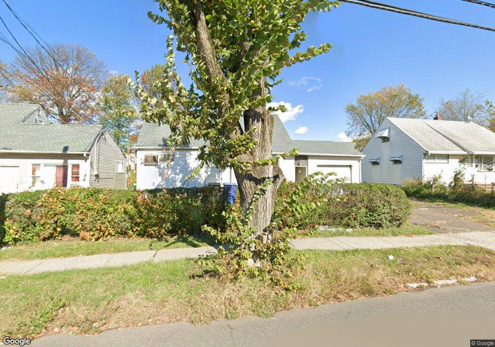 1582 Oak Tree Rd, Iselin, NJ 08830 - photo 1