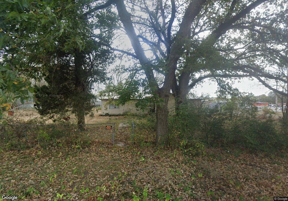 1010 E 12th Place, Okmulgee, OK 74447 - photo 1