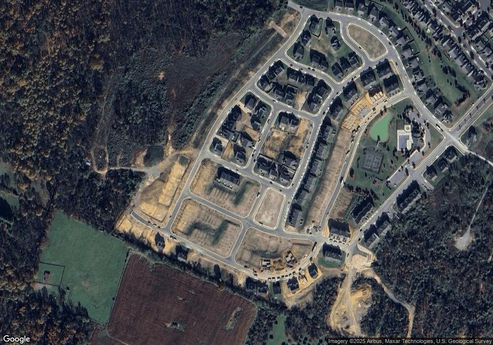 546 Detroit Square, Martinsburg, WV 25403 - photo 1