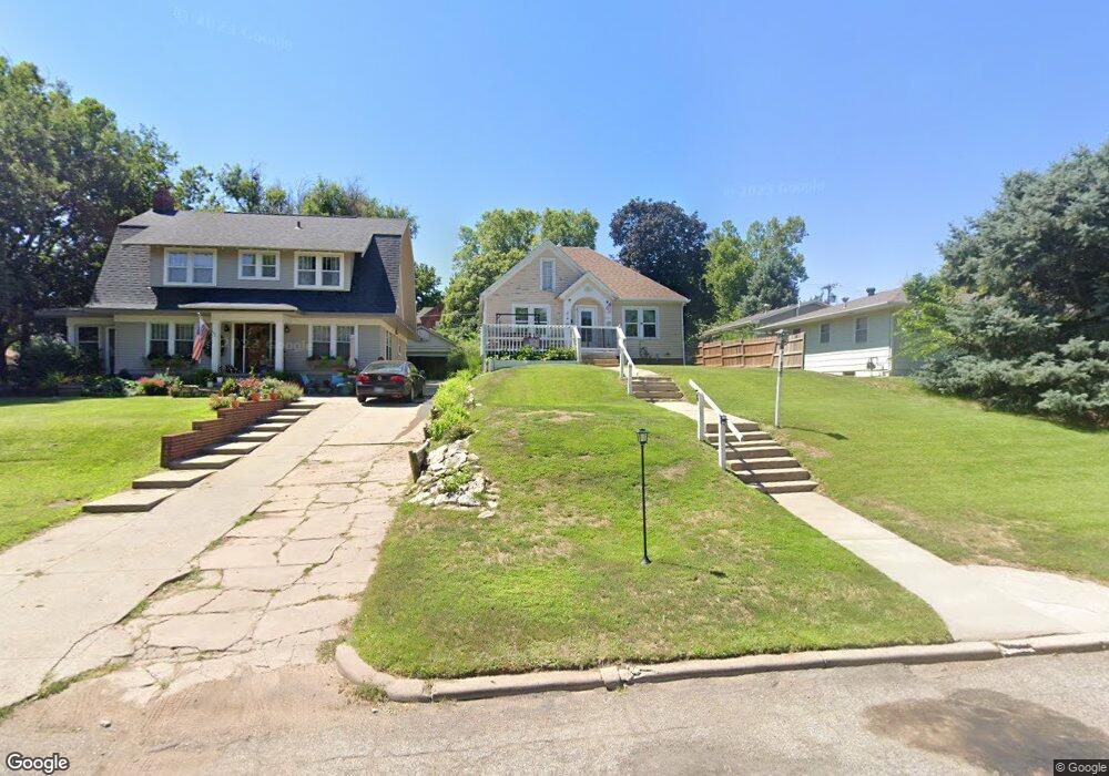 626 W 9th St, Concordia, KS 66901 - photo 1