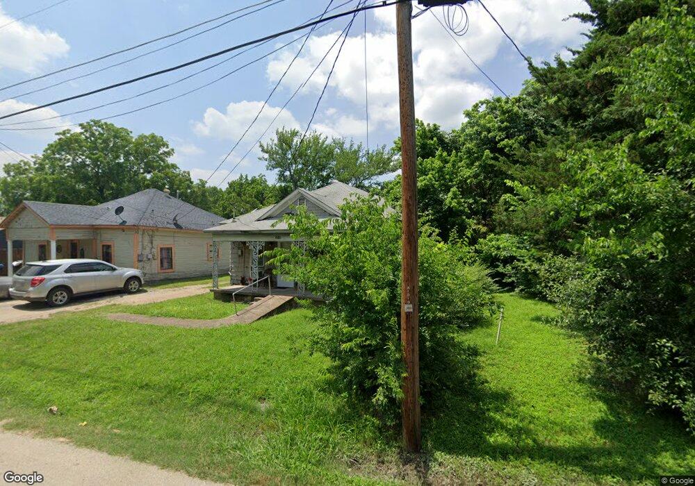 1010 W Brown St, Ennis, TX 75119 - photo 1