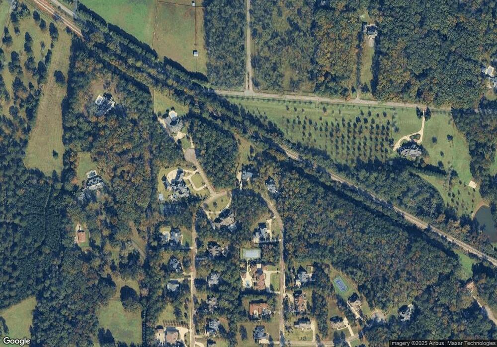 158 Aston Hall unit 27, Macon, GA 31210 - photo 1